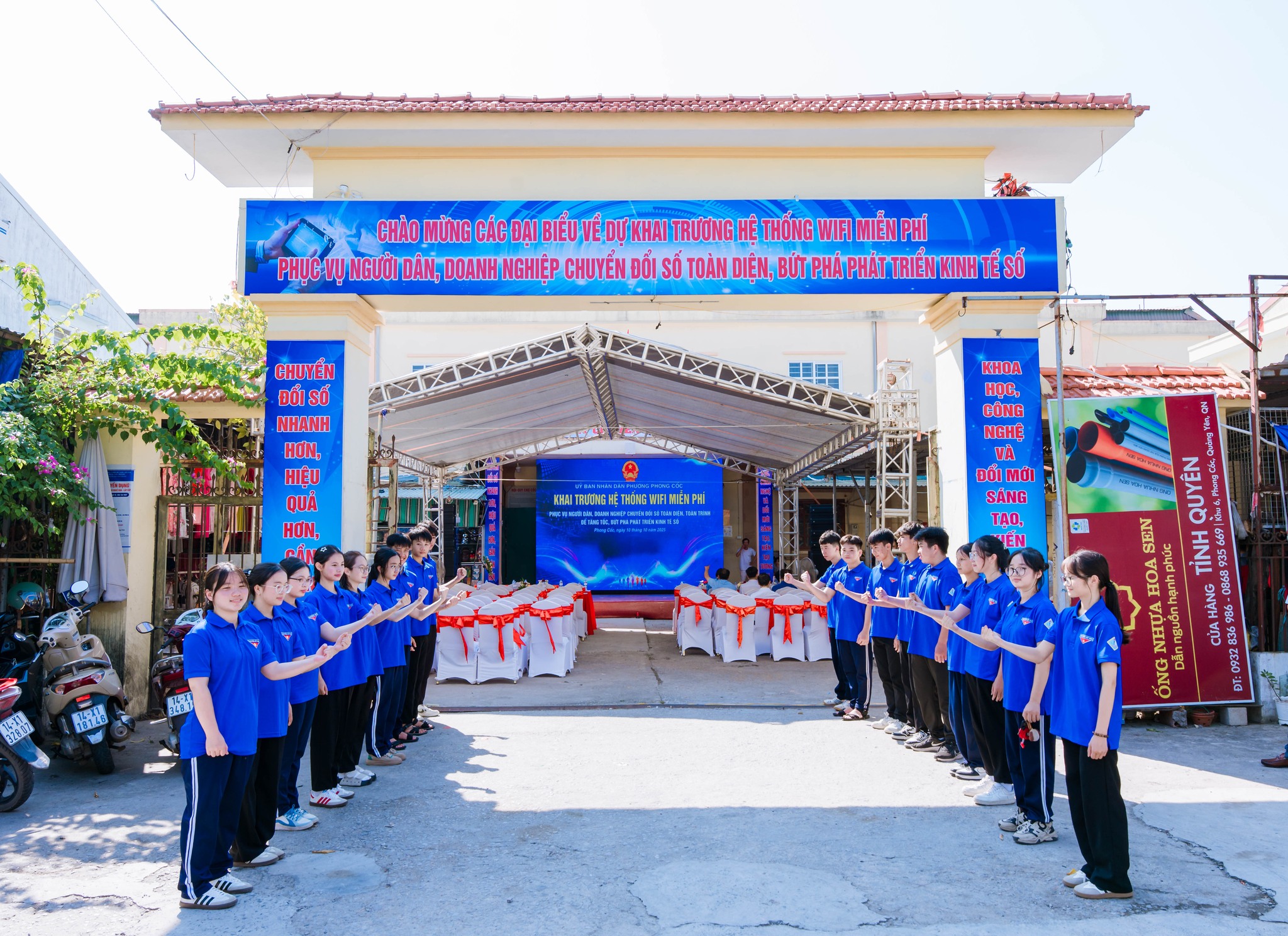 VNPT Quảng Ninh đồng hành cùng phường Phong Cốc triển khai WiFi miễn phí – Đưa chuyển đổi số đến gần hơn với người dân